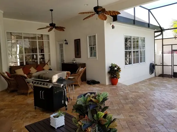 Lanai repaint
